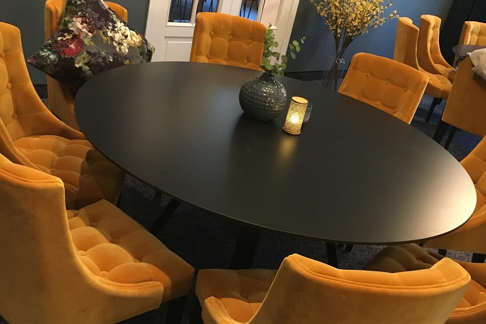 To Runde Bord Scandic Central To Runde Bord Scandic Central